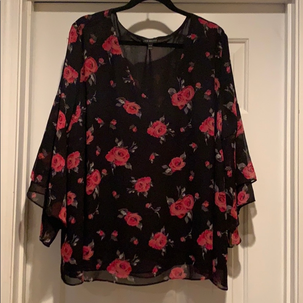 Black rose blouse